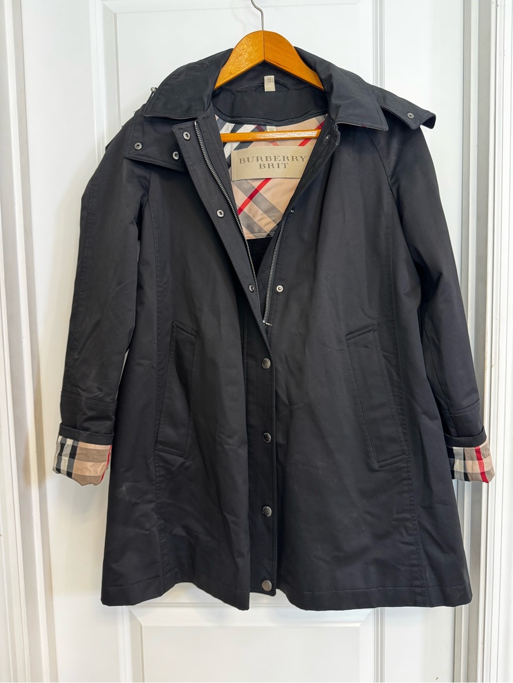 Authentic Burberry Brit Black Trench Coat with Signature Check Lining - Picture 15 of 15